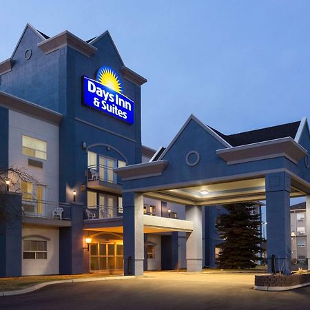 Days Inn & Suites By Wyndham Brooks Kültér fotó